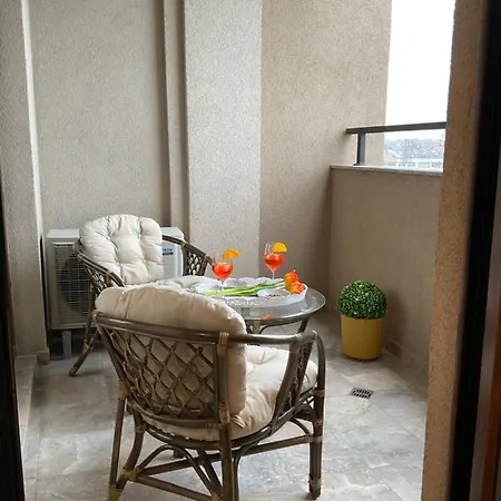 La Dolce @ Cote D'azur 布尔加斯
